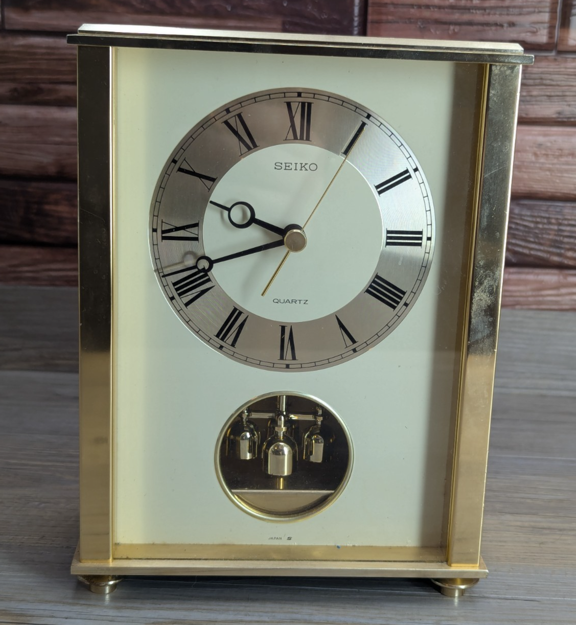 Seiko Quartz Gold Tone Moving Pendulum Torsion Mantle Clock