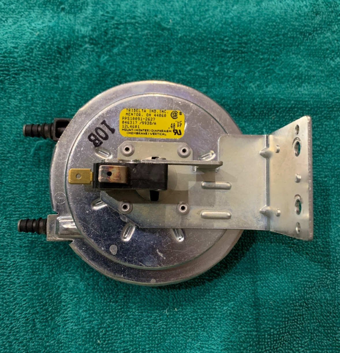 Switch2 中古品 Nintendo Switch 2(BEE-S-KB6CA) 中古ゲーム | ブックオフ公式