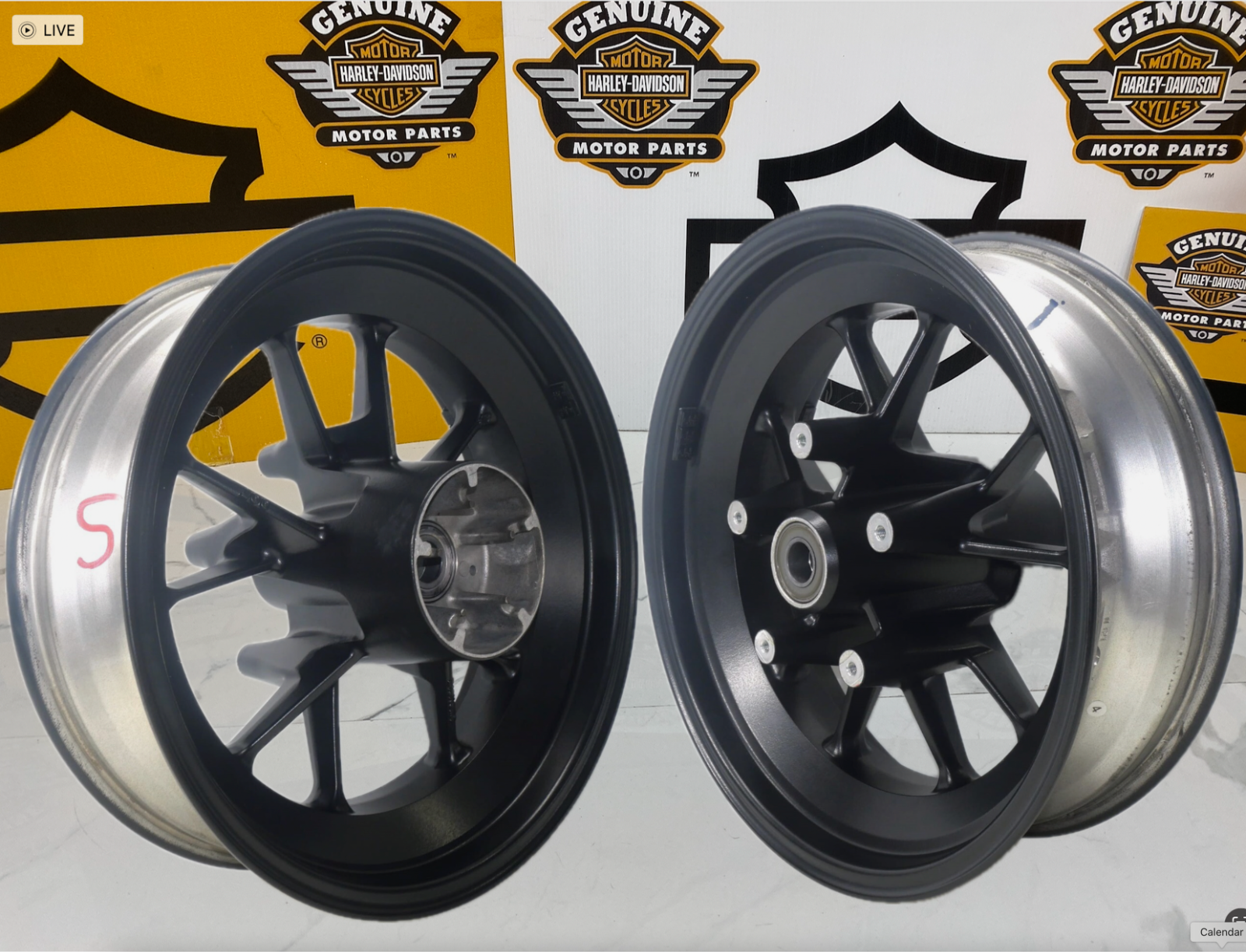 HARLEYスポーツスター純正ホイール OEM 2021-25 Harley Sportster S Front & Rear Wheels Black | eBay