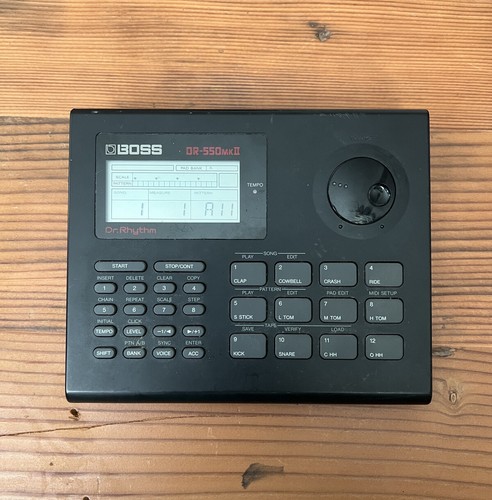 【中古】BOSS DR-550mkII Boss DR-550MKII Dr. Rhythm Drum Machine Tested Working