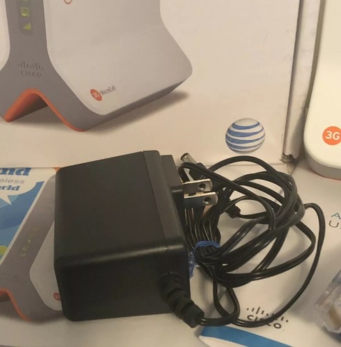 AT&T Cisco Microcell Cell Phone Signal Booster DPH153-AT Complete In Box