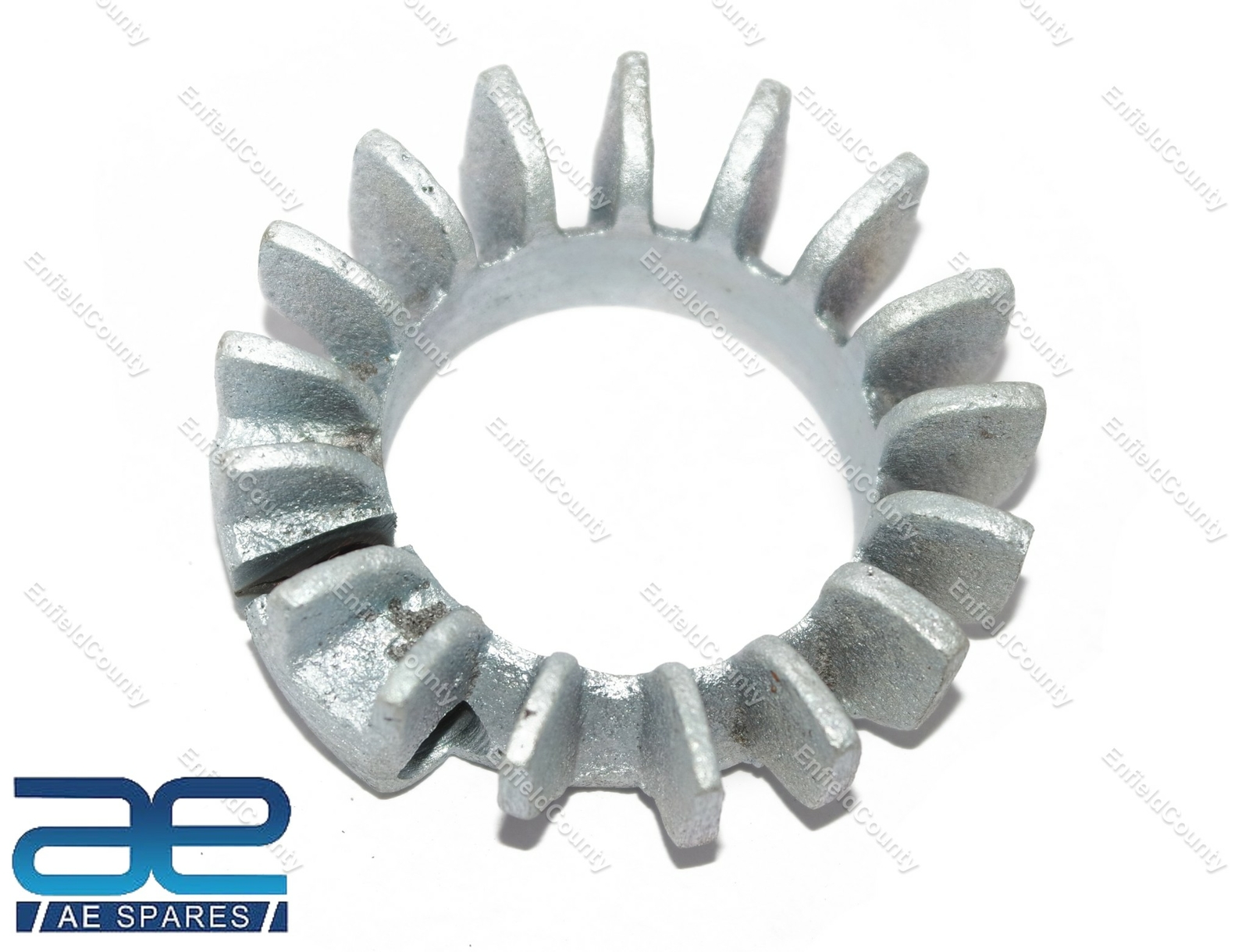 For Triumph 500 650cc Exhaust Finned Clip Cooling Fin Clamp Push Over 1 3/4"  
