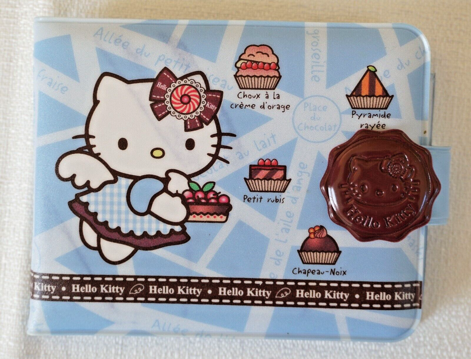 Vintage 2003 Sanrio Women's Hello Kitty Snap Wallet