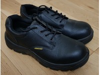 sterling steel safety boots