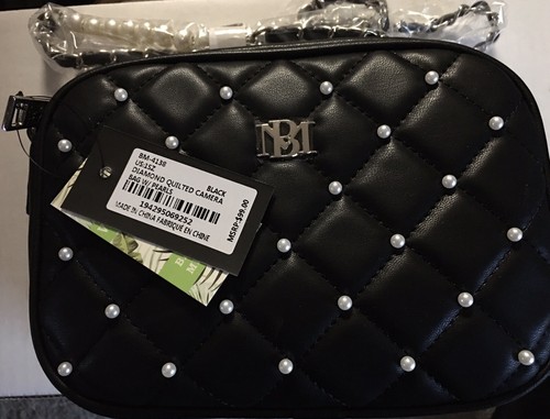 専用(ベージュM ブラックL) NWT Badgley Mischka Diamond Quilted Camera Bag w/Pearl