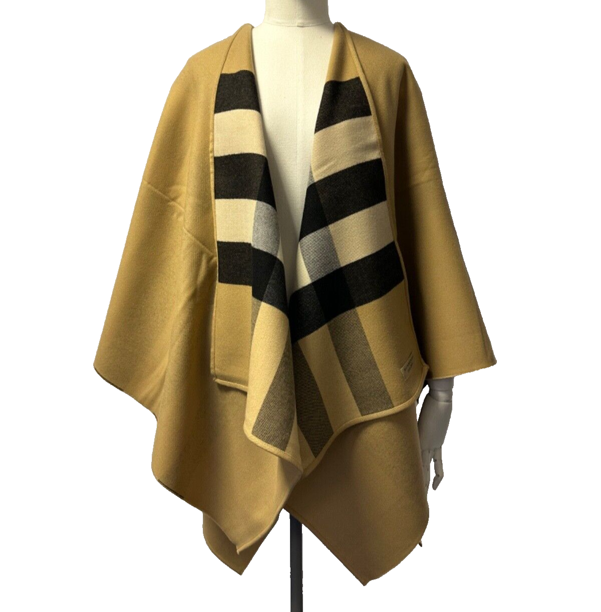 Pre-owned Burberry Authentic  Ladies Reversable Wool Check Cape Shawl 40294061 In Beige