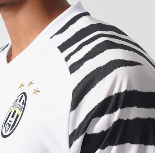 ウェア adidas JUVENTUS ADIDAS JUVENTUS ZEBRA JERSEY AP8906