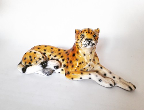 『 Yellow Leopard fam 』by Zuberi 60*60cm $_12.JPG?set_id=880000500F