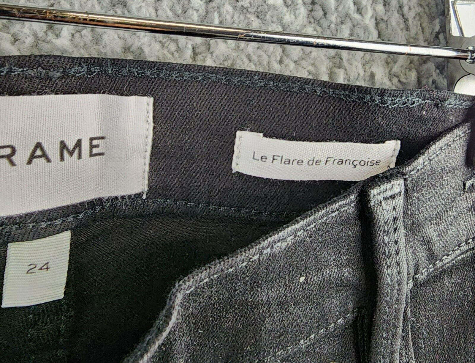 FRAME Le Flare De Françoise High Rise Stretch Flare Jeans Women's 24 Black - Picture 11 of 15