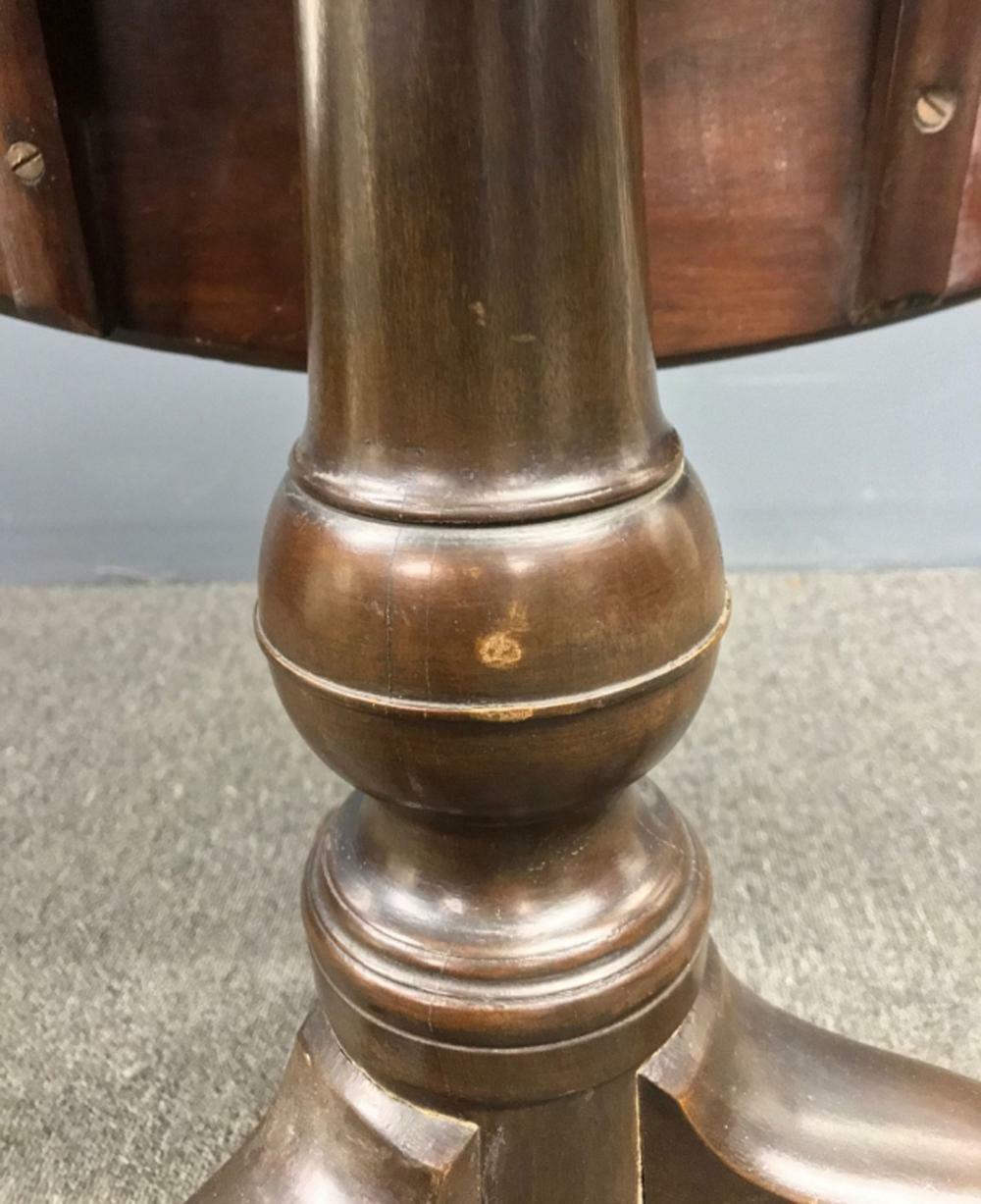 18th Century c.1750 Philadelphia Queen Anne Birdcage Tea Table w Suppressed Ball