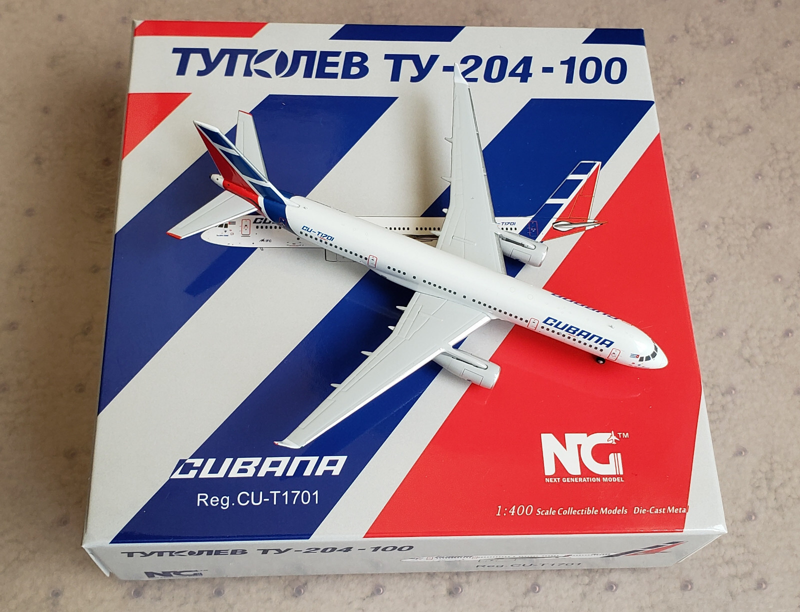 1/200 BAe 146-200 ネプチューン・エイビエーション・サービス