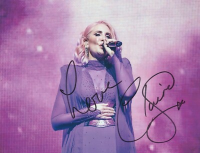 Claire Richards Hand Signed 8x6 Inch Photo Music Steps