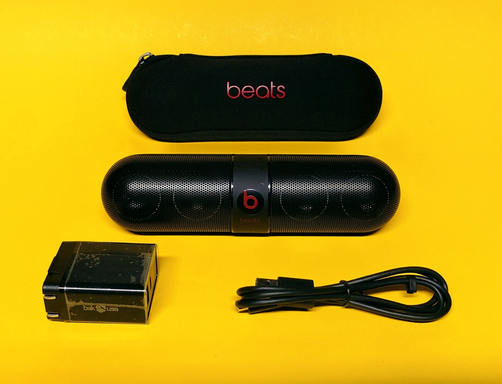 Authentic Beats Pill 2.0 Bluetooth speaker with charge out