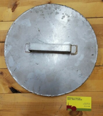 Antique & Vintage Equip Parts - Farmall Fertilizer