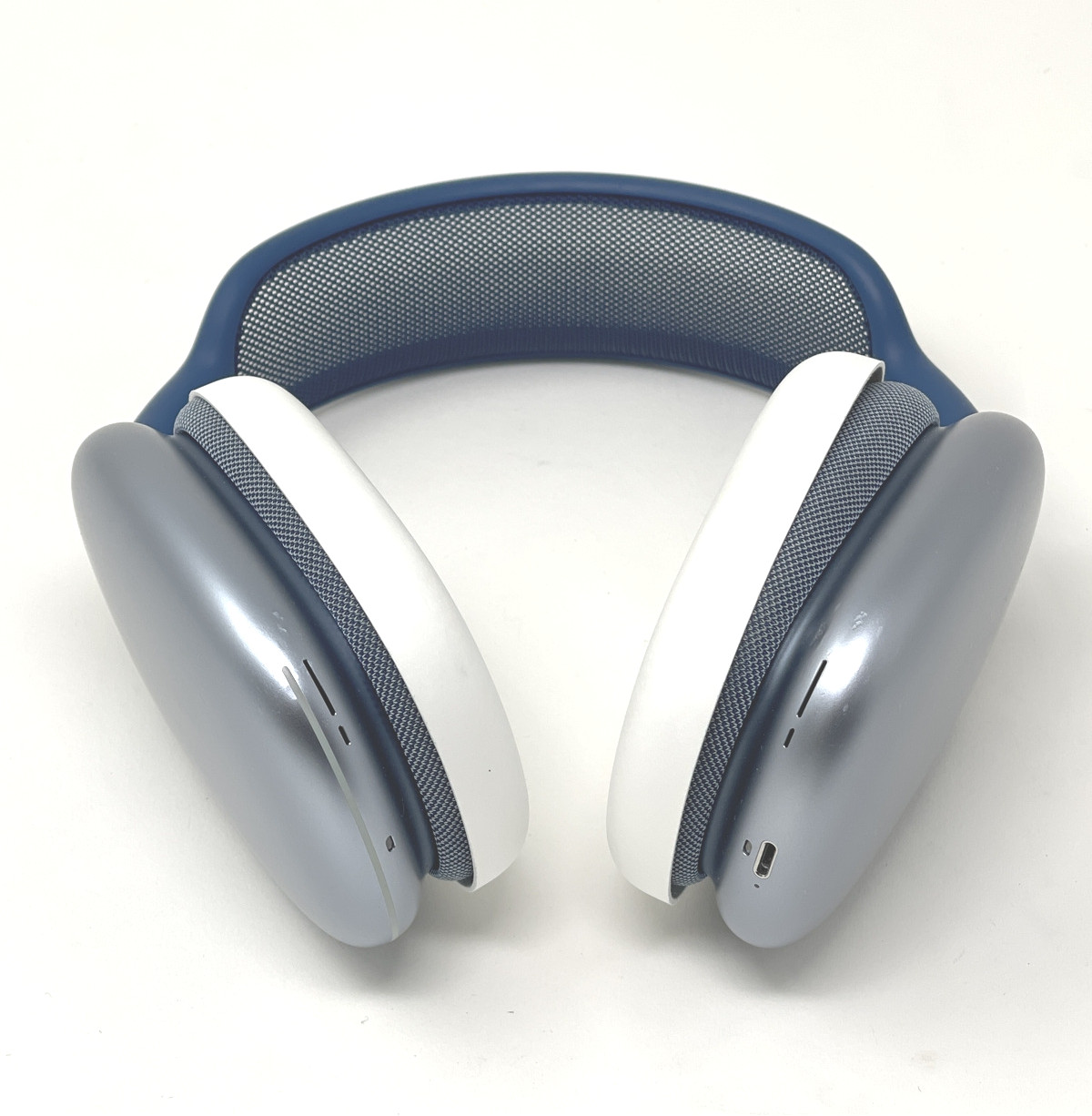 Apple AirPods Max Wireless Over-Ear Headphones - Sky Blue