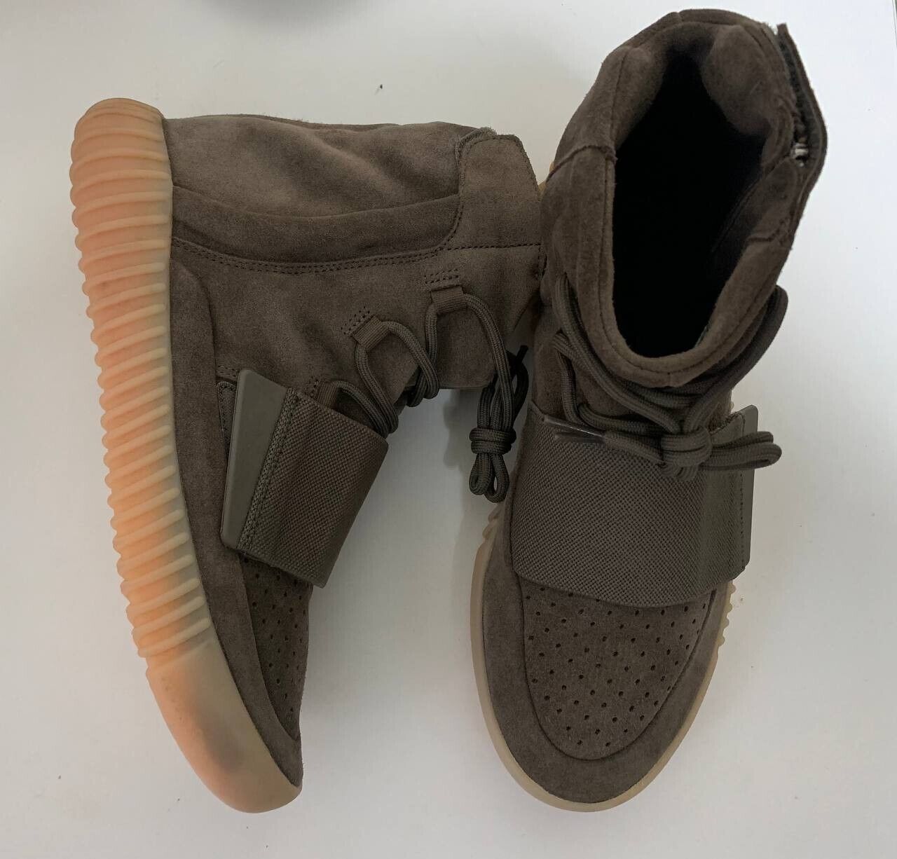 Adidas Yeezy Boost 750 Chocolate Size 8.5 | eBay Adidas Yeezy Boost 750 Chocolate Size 8.5 | eBay