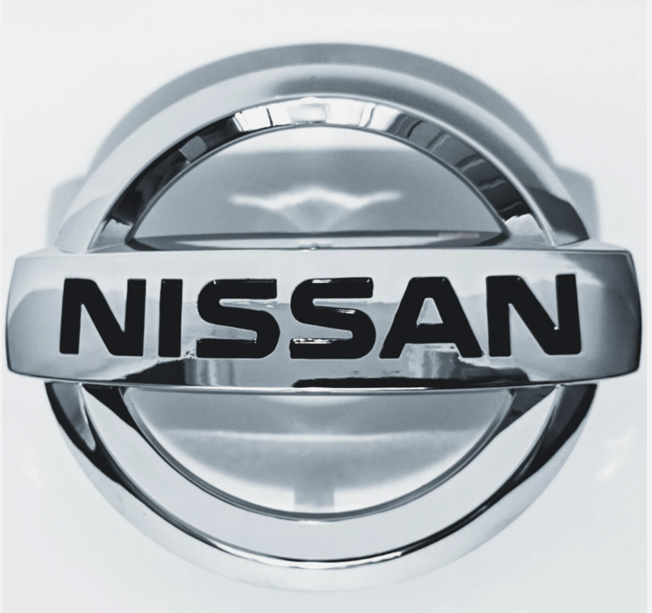 Nissan SENTRA 2013-2018 JUKE 2011-2017 VERSA 2012-2014 Front Grille Emblem