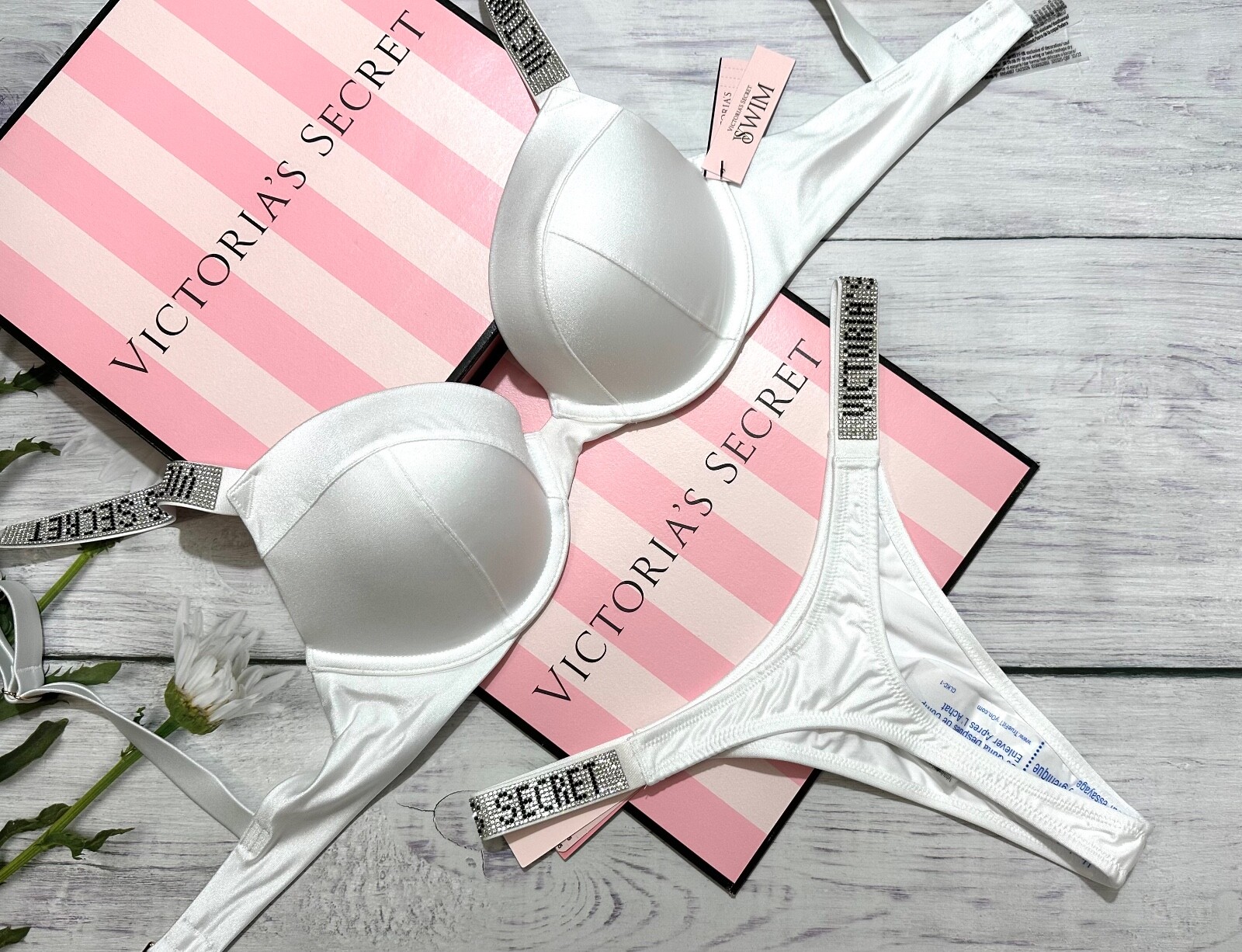 

VICTORIAS SECRET Shine Strap Sexy Tee Push-Up Bikini Thong SWIM Set White, Белый