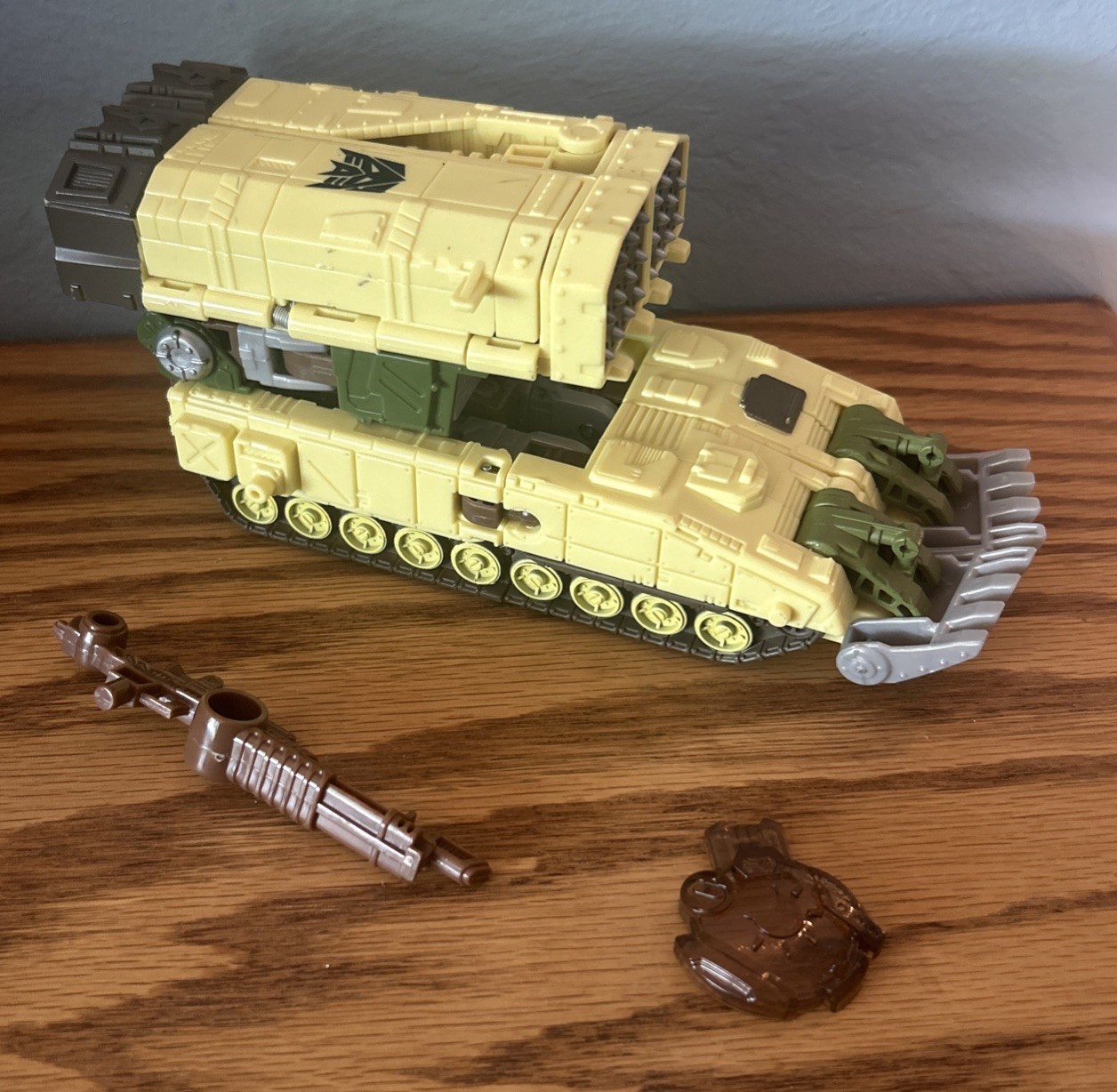 Transformers Universe DROPSHOT 2008 Voyager Figure