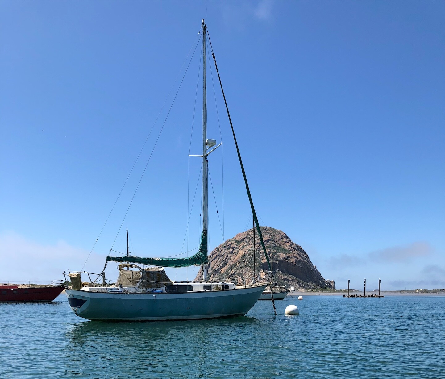 30' Ericson sailboat 1962 Volvo Penta MD-11C diesel on transferable mooring
