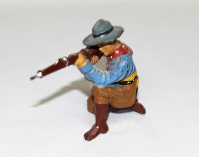 Vintage Elastolin Composition Wild West Western Cowboy Kneeling Firing Rifle Gun