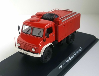 1:43 Unimog S 404 TLF8 Camion de pompier 1956-1971 Schuco