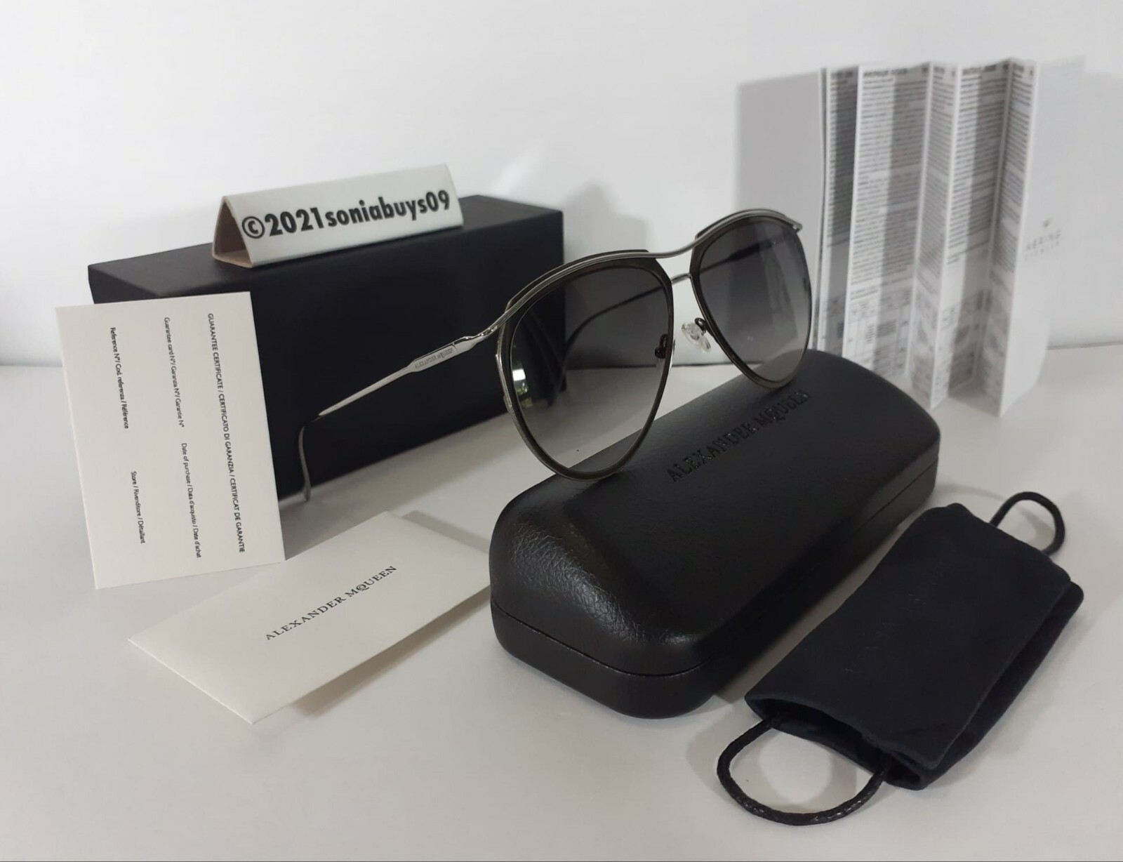 Alexander McQueen Unisex Aviator Sunglasses, AM0115S 001