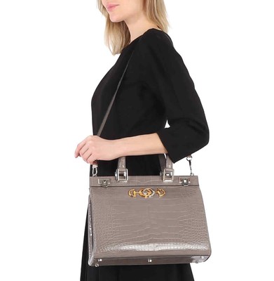 Pre-owned Gucci Grey Zumi Medium Top Handle Bag In Crocodile Effect 564714 Ev40x 1275