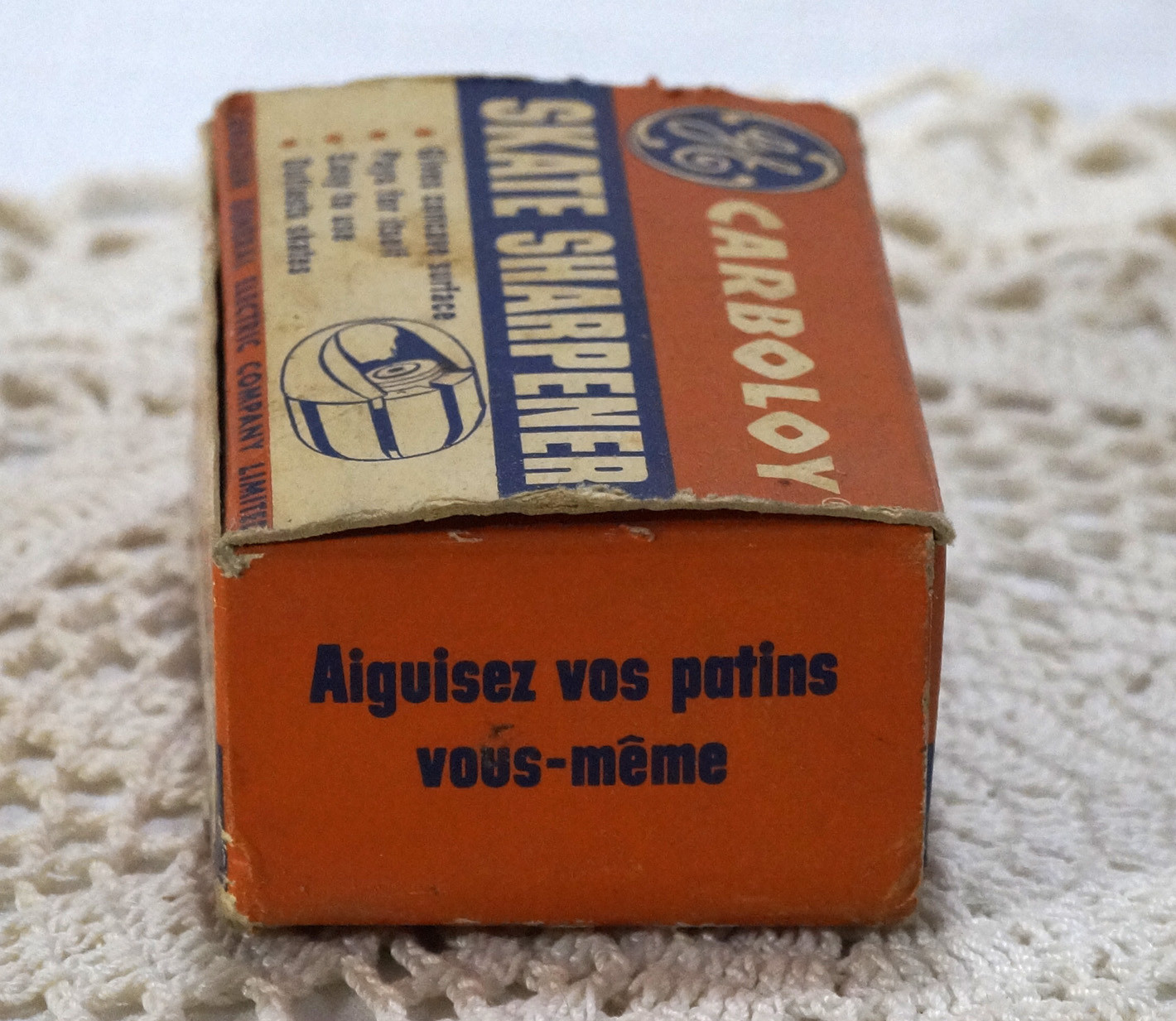 VINTAGE GE GENERAL ELECTRIC CARBOLOY SKATE SHARPENER Hand Held Hockey unused