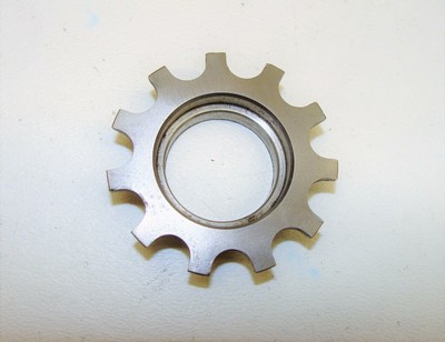 11t track cog