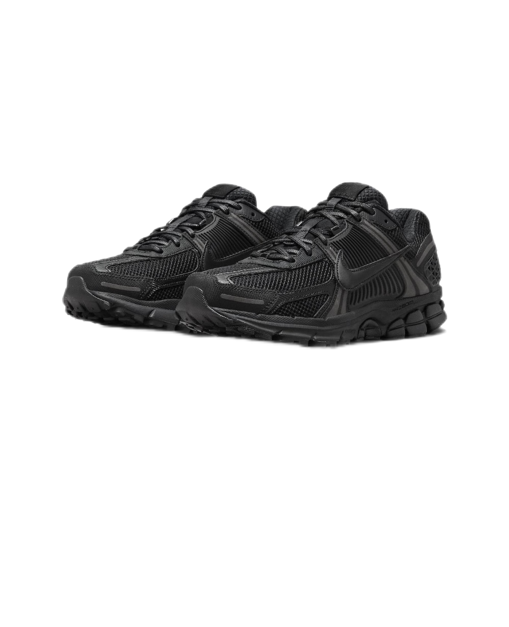 Nike Zoom Vomero 5 メンズシューズ ブラック nike-nike-zoom-vomero-5.jpg