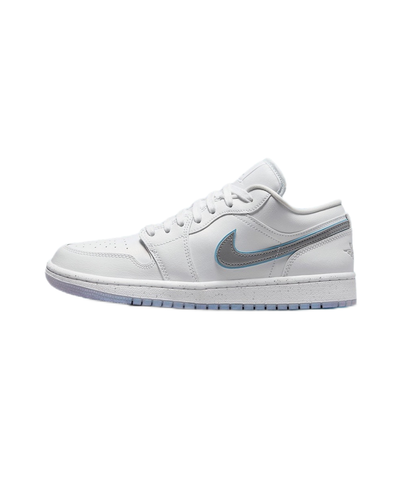 Pre-owned Jordan 1 Low Se Dare To Fly W - Fb1874-101 In White