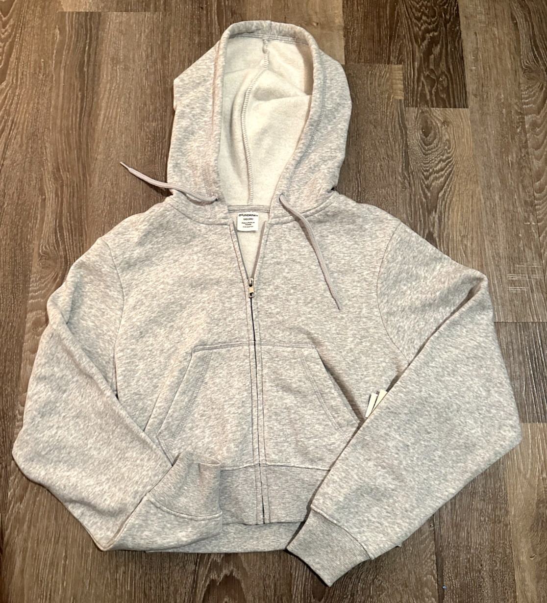 トップス \"no mass prod.\" cropped zip hoodie no mass prod. cropped zip hoodie