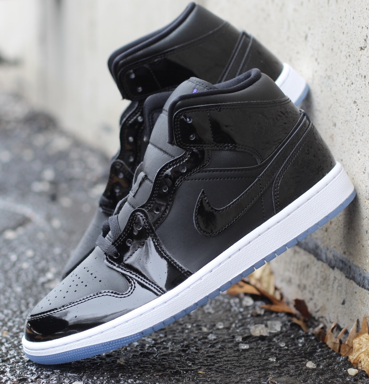 Nike Air Jordan 1 Mid Space Jam Black Blue White DV1308-004 Nike Air Jordan 1 Mid Space Jam Black Blue White DV1308-004