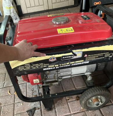 LOCAL PICKUP: Jiang Dong Mobile Electric Generator: 3500 Watt, 6.5 HP OHV Engine