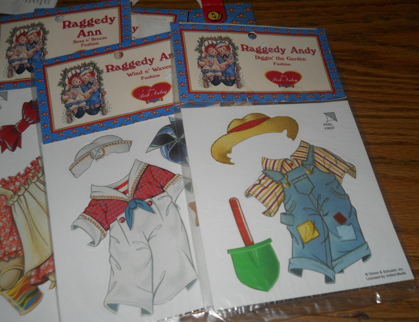 Peck Aubry Raggedy Ann & Andy Paper Dolls~Unused~7 Sets of Clothes