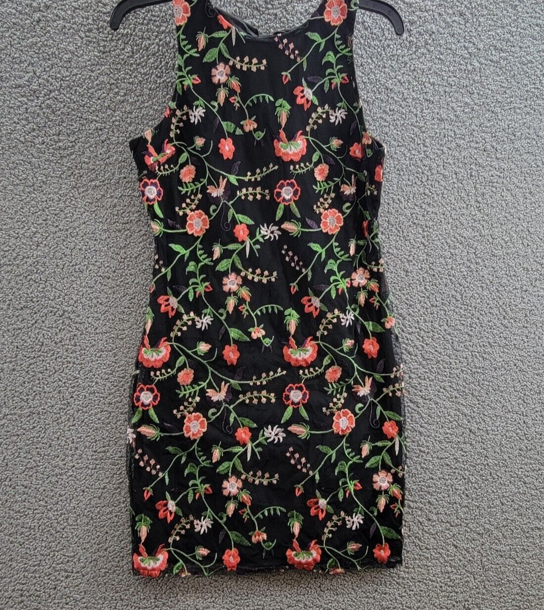 Sam Edelman Peony Embroidered Mini Sheath Dress Women's 4 Black Multi Back Zip - Picture 2 of 12