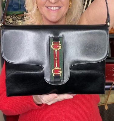 Foto dell'oggetto di un acquirente verificato