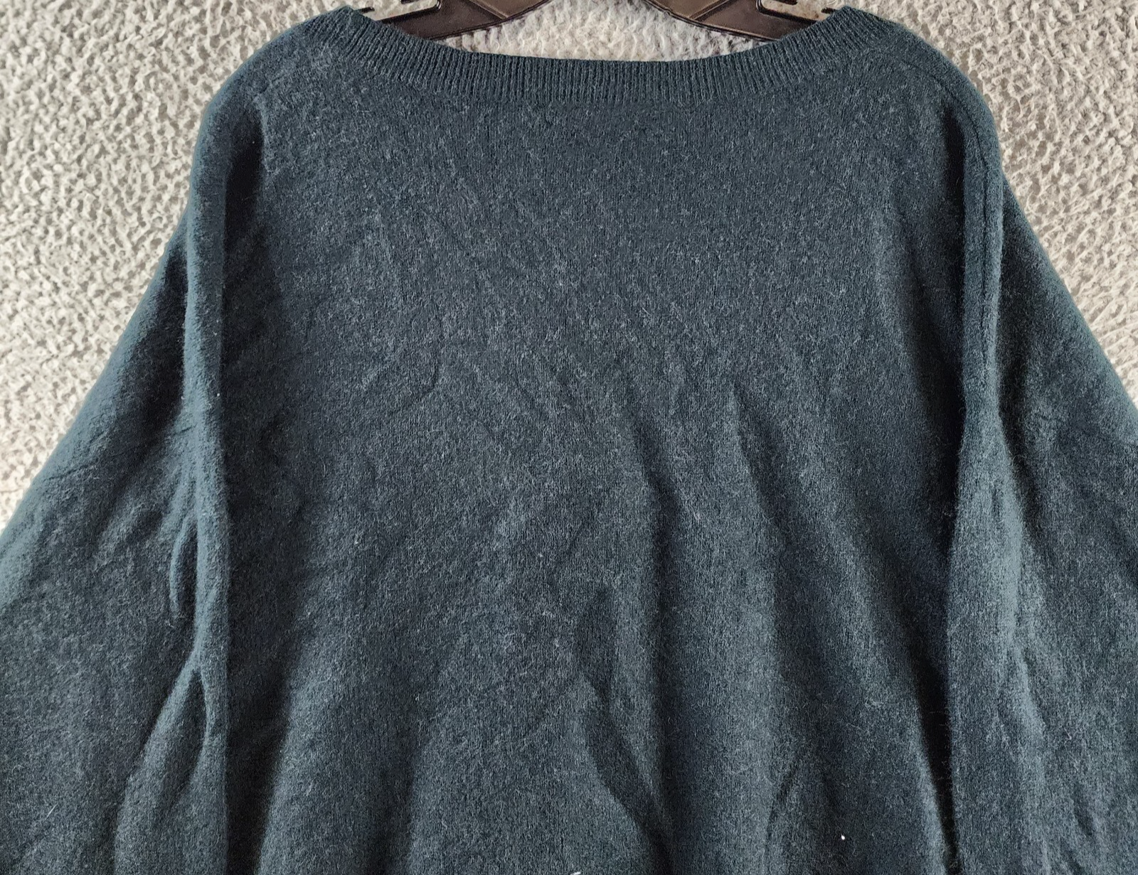 C by Bloomingdale's Cashmere V Neck Cardigan Women's L Dark Green Button Closure - Picture 12 of 12