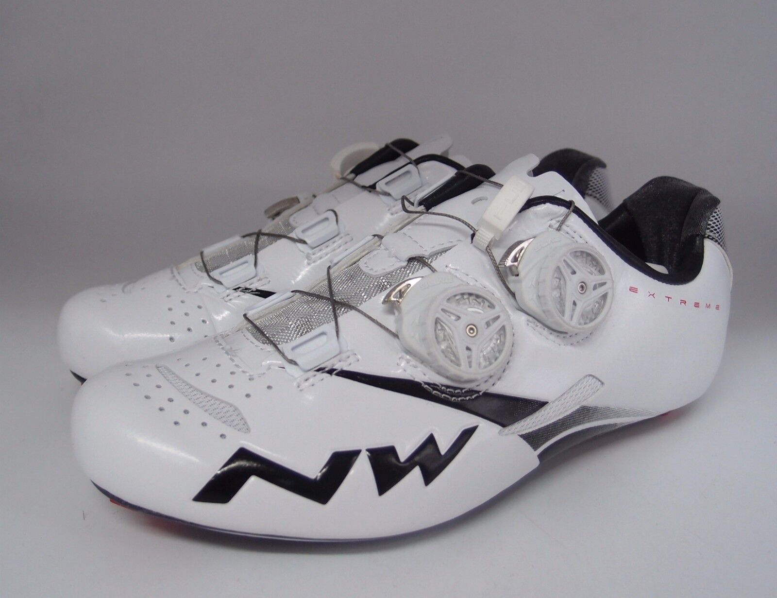 Northwave Extreme Tech Plus Road Bike Shoes (White Black Northwave Extreme Tech Plus Road Bike Shoes (White Black
