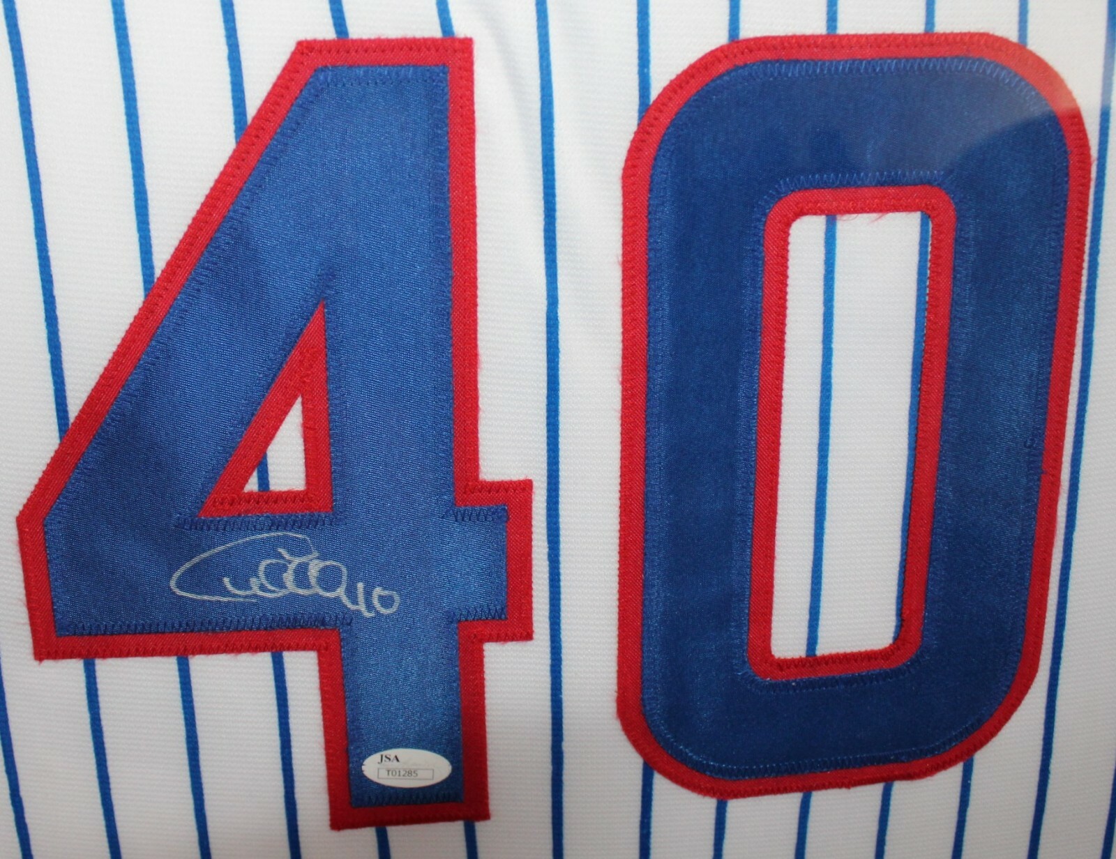 WILSON CONTRERAS Signed 31x35 Custom Framed Jersey JSA 1988