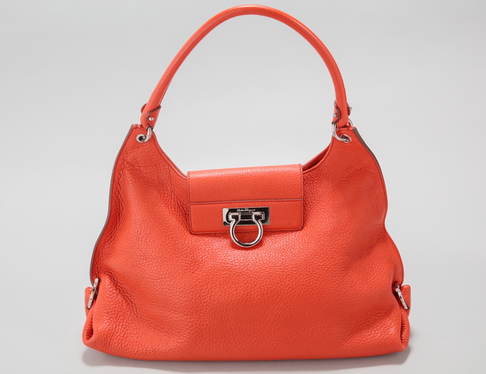 サルヴァトーレ フェラガモ 21H159 CALF/NER/718293 フェラガモ ハンドバッグ レディース ブランド Ferragamo