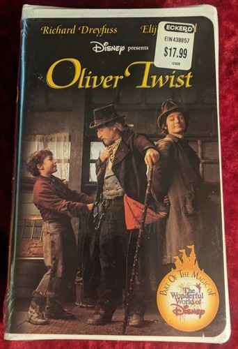 Disney Presents Oliver Twist (VHS, Clamshell Case) New