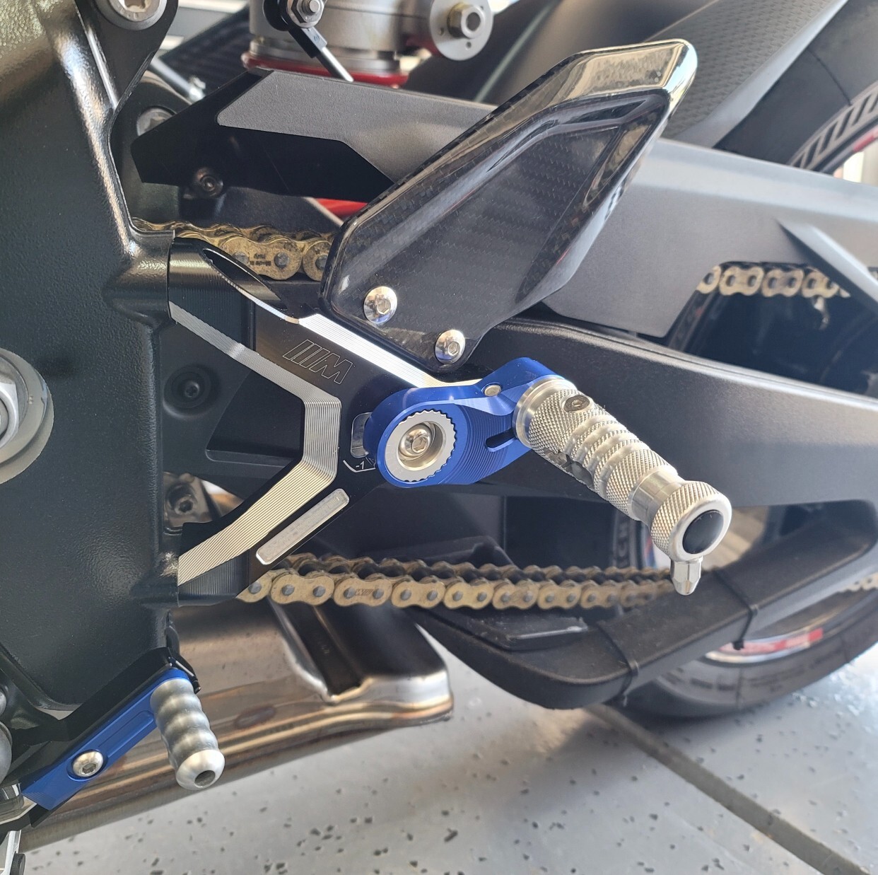 【限定価格】BMW M1000 Mパケ用 EPTAステージ0ローター 左右セット For BMW S1000RR M1000RR Footrest Kit Foot Peg Rear