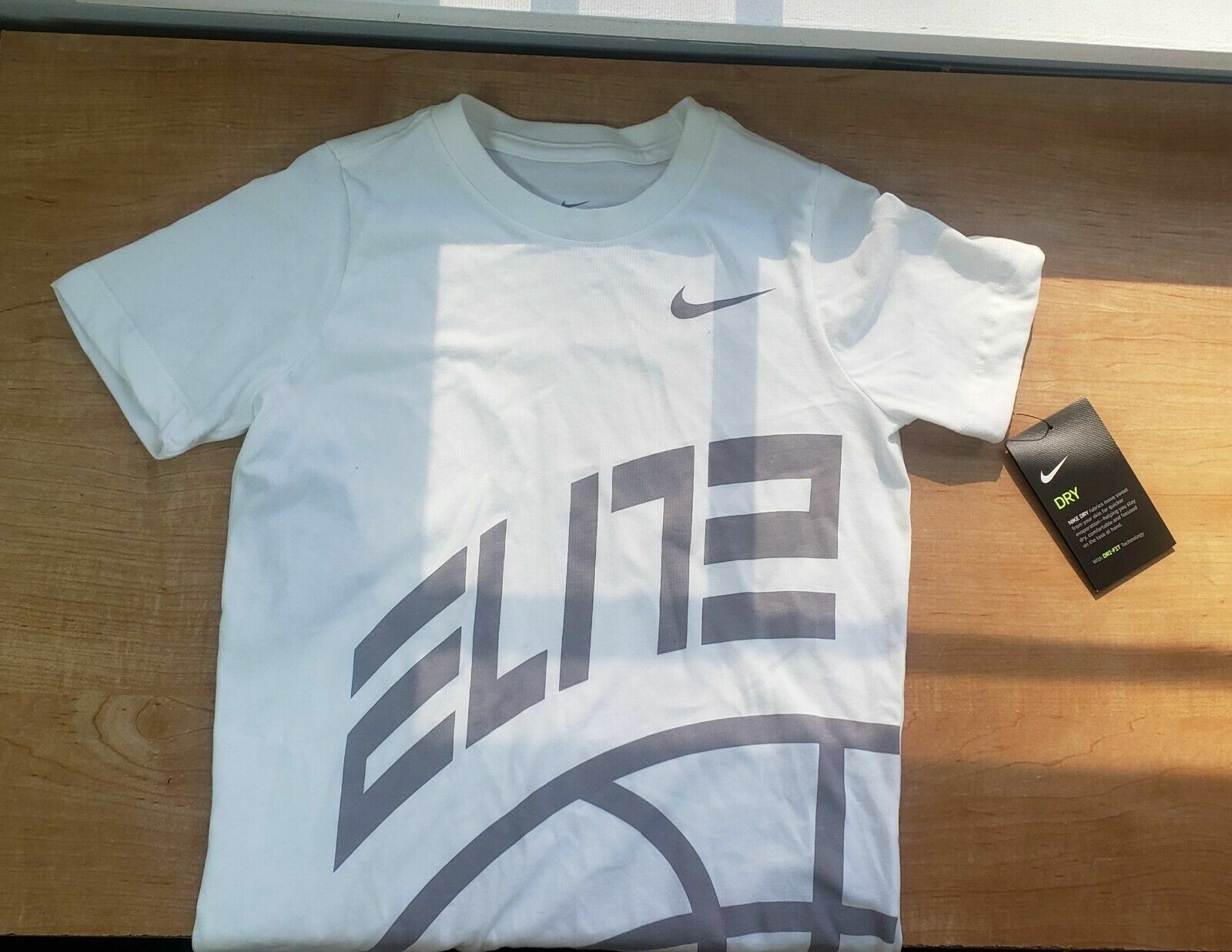NIKE DRI FIT BOYS T SHIRT WHITE XSMALL *NEW