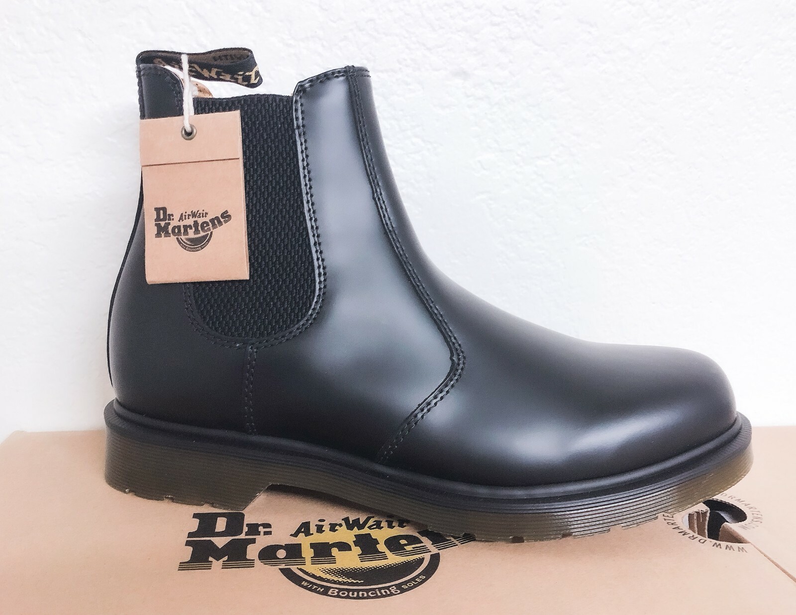 dr martens 2976 smooth