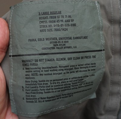 Army Cold Weather UCP Camo Parka,.size X-Large Regular  (LOC = Lkr 2)