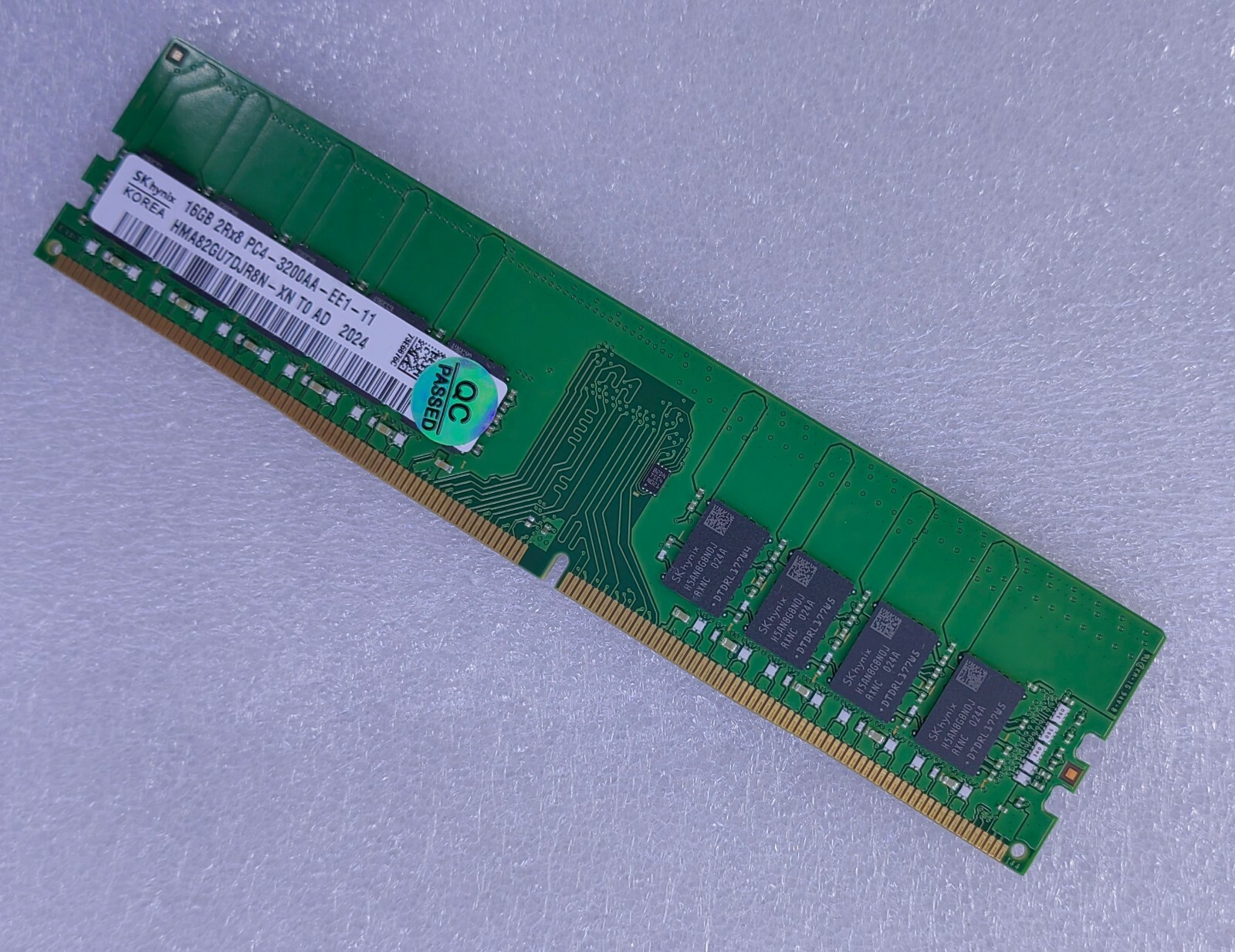 SK Hynix 16GB DDR4 3200 ECC UDIMM RAM PC4-25600 2Rx8 SK Hynix 16GB DDR4 3200 ECC UDIMM RAM PC4-25600 2Rx8
