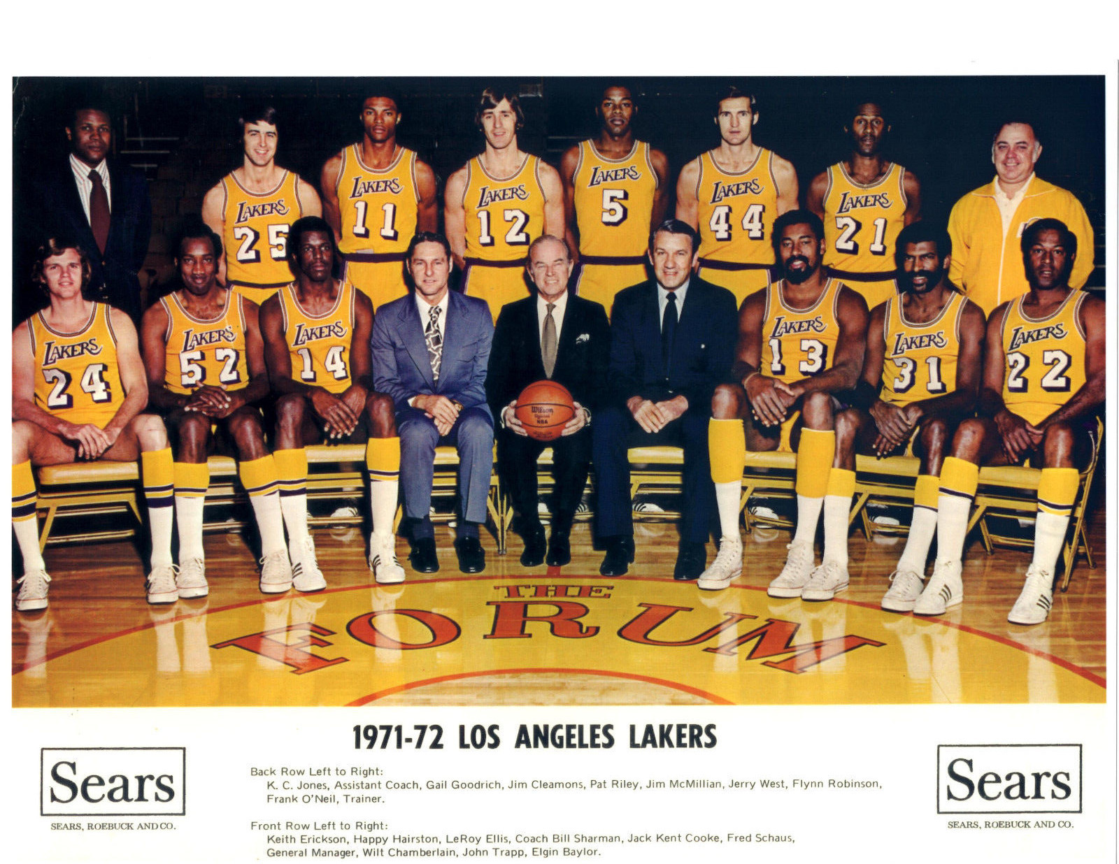 スポーツ・フィットネス Los Angeles Lakers: The Complete History Amazon.com: NBA Dynasty Series: Los Angeles Lakers - The