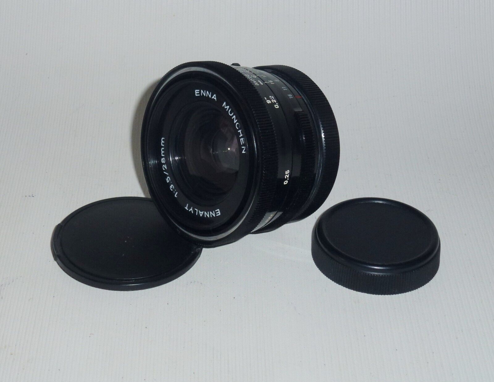 Enna Munchen Ennalyt 3.5/28mm Wide Angle Lens M42 mount Made Enna Munchen Ennalyt 3.5/28mm Wide Angle Lens M42 mount Made